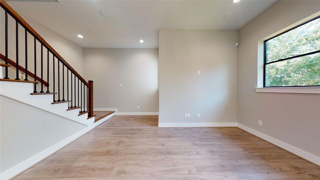 806 E 39th Street A, Houston, TX 77022