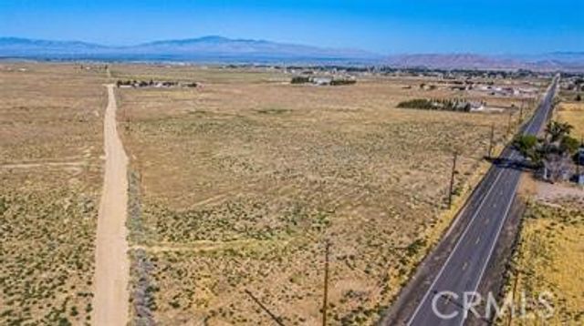 70 Antelope, Lancaster, CA 93536