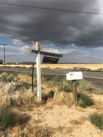 70 Antelope, Lancaster, CA 93536