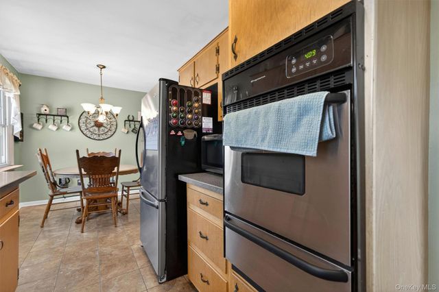 19 Ivy Cliff Road, Campbell Hall, NY 10916