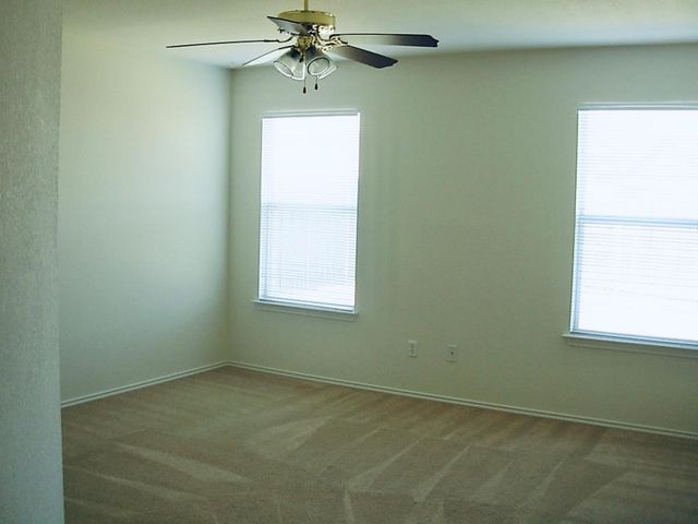 235 San Felipe DR, Kyle, TX 78640