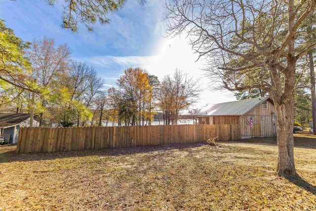 214 Ouachita 310, Chidester, AR 71726