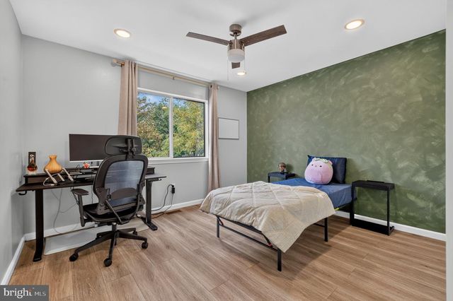 49 CHATHAM CT, East Windsor Twp, NJ 08520