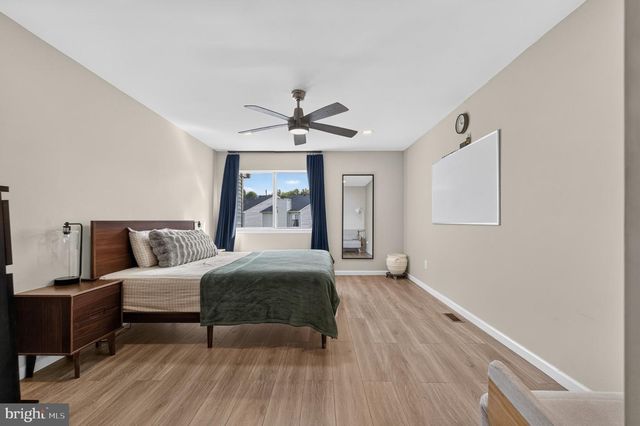 49 CHATHAM CT, East Windsor Twp, NJ 08520