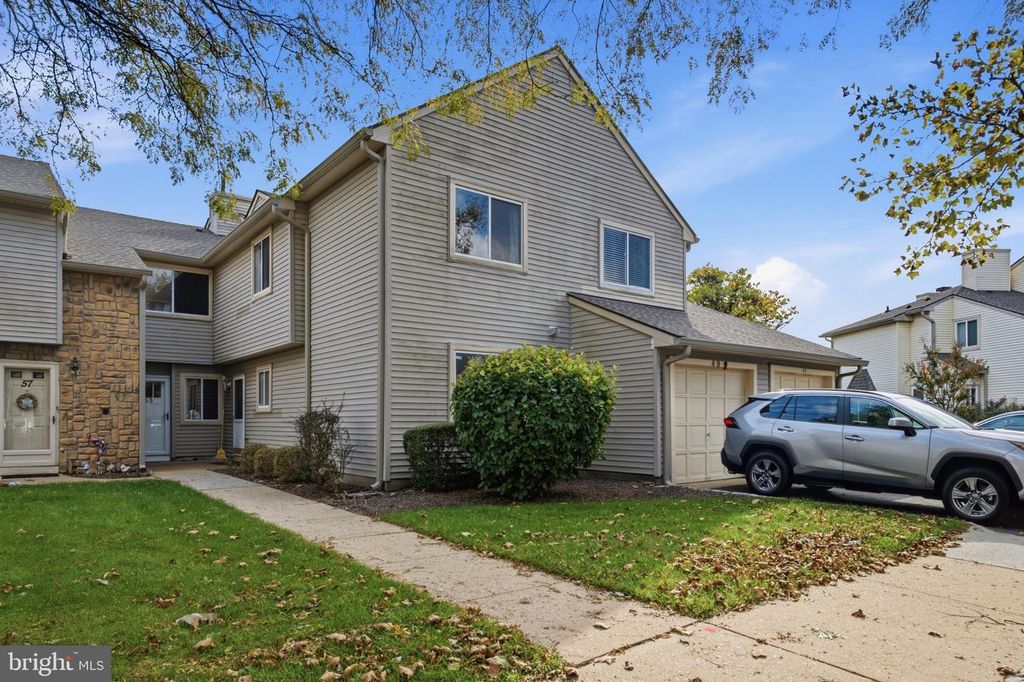 49 CHATHAM CT, East Windsor Twp, NJ 08520