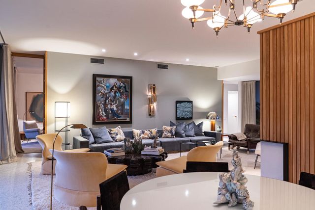 170 Desert Lakes Drive, Palm Springs, CA 92264