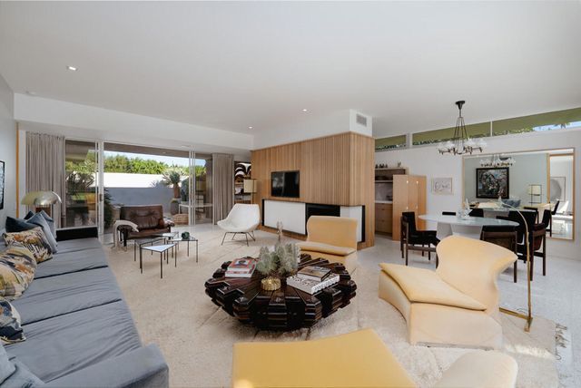 170 Desert Lakes Drive, Palm Springs, CA 92264