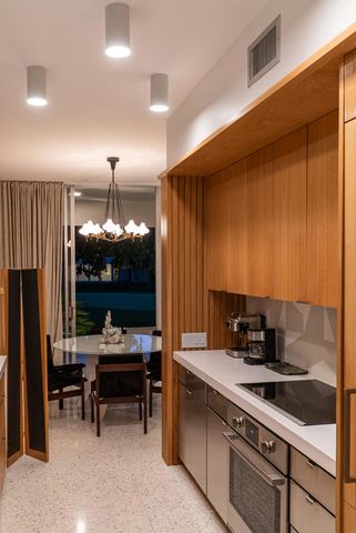 170 Desert Lakes Drive, Palm Springs, CA 92264