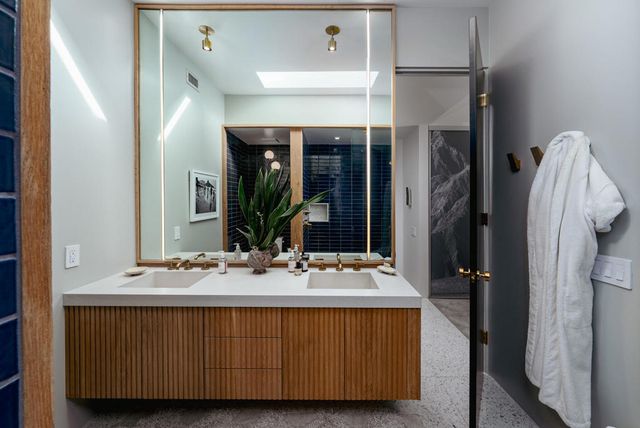 170 Desert Lakes Drive, Palm Springs, CA 92264