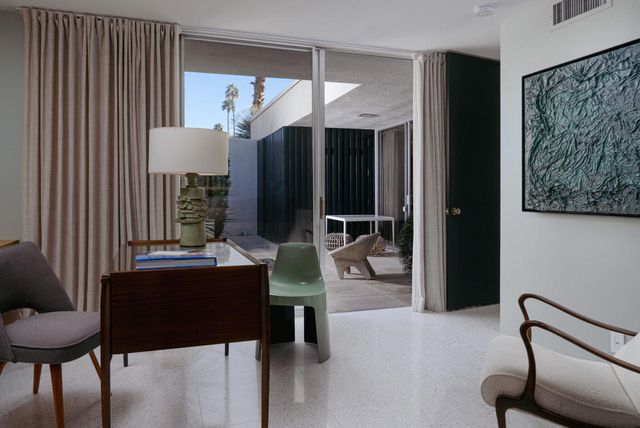 170 Desert Lakes Drive, Palm Springs, CA 92264