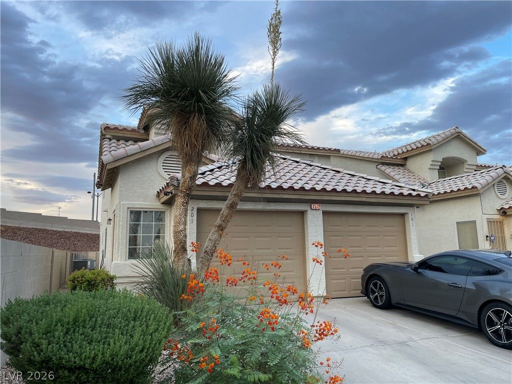 7572 Durham Hall Avenue 201, Las Vegas, NV 89130 — exterior