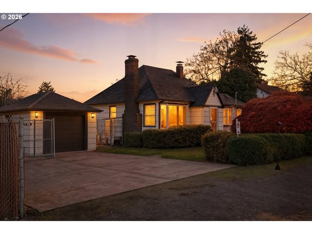 415 Se 94TH Ave, Portland, OR 97216