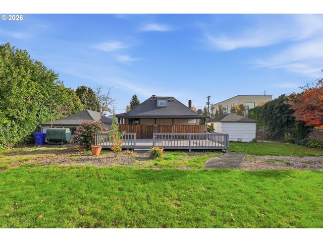 415 Se 94TH Ave, Portland, OR 97216