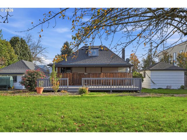 415 Se 94TH Ave, Portland, OR 97216