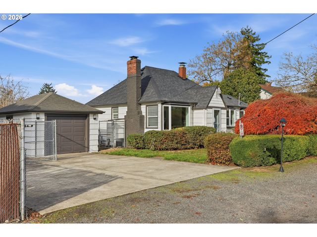 415 Se 94TH Ave, Portland, OR 97216