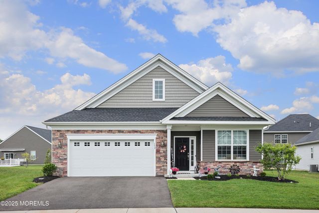 152 Edenton Drive, Barnegat, NJ 08005