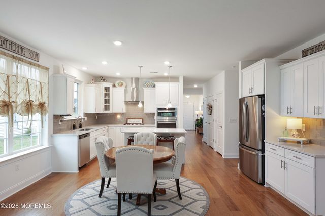 152 Edenton Drive, Barnegat, NJ 08005