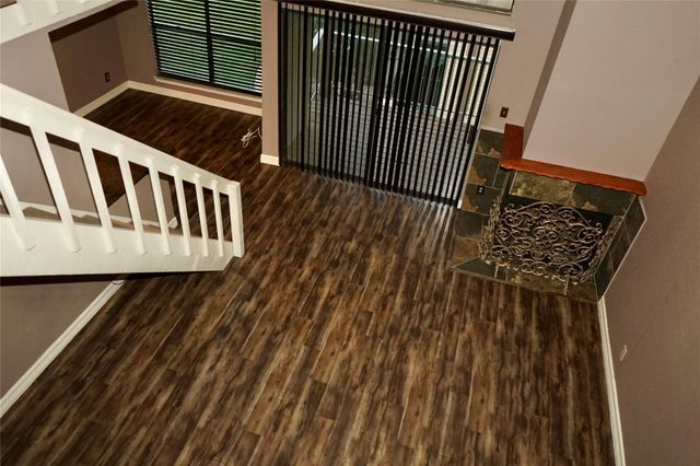 8275 Sands Point Drive 176, Houston, TX 77036