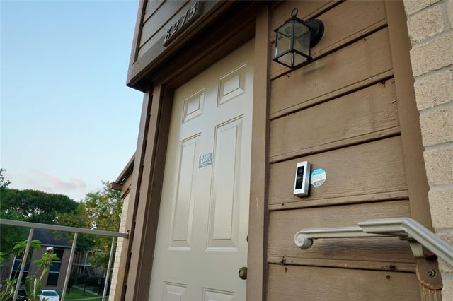 8275 Sands Point Drive 176, Houston, TX 77036