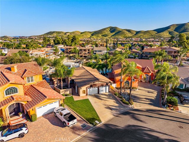 30176 Windward, Canyon Lake, CA 92587