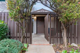 5492 Roundtree Dr A, Concord, CA 94521