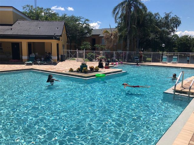 4572 COMMANDER DRIVE 1213, Orlando, FL 32822