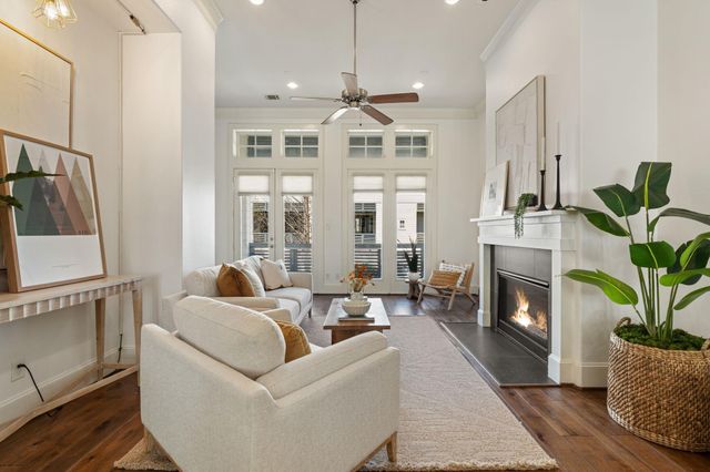 2960 Rusk Street, Houston, TX 77003