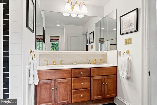 1435 ORCHARD WAY, Bryn Mawr, PA 19010