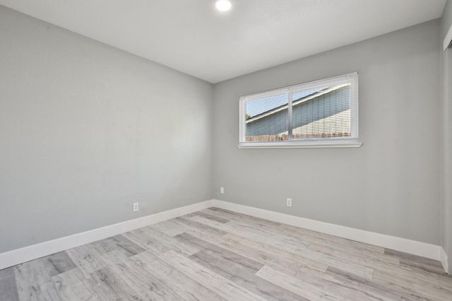 8206 Summerplace Dr, Citrus Heights, CA 95621