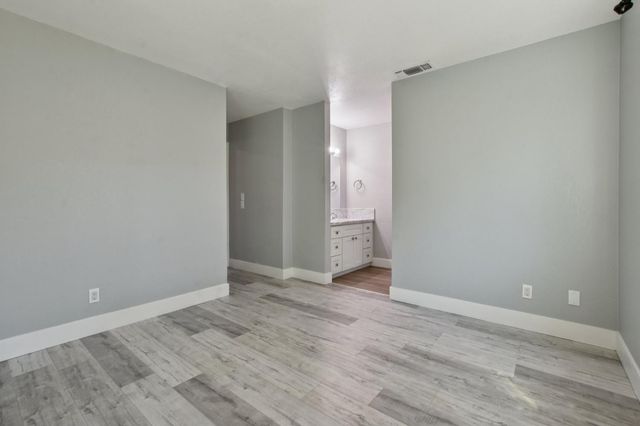 8206 Summerplace Dr, Citrus Heights, CA 95621