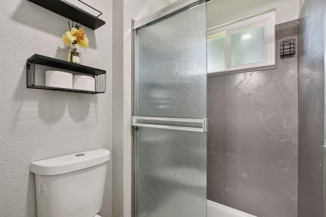 8206 Summerplace Dr, Citrus Heights, CA 95621