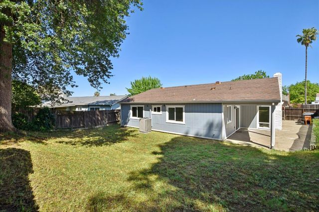 8206 Summerplace Dr, Citrus Heights, CA 95621