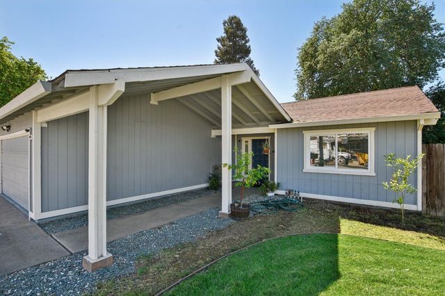 8206 Summerplace Dr, Citrus Heights, CA 95621