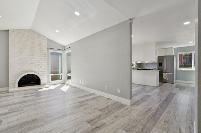 8206 Summerplace Dr, Citrus Heights, CA 95621