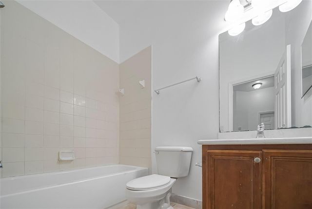 5754 HAMPTON HILLS Boulevard 5754, Tamarac, FL 33321