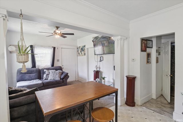 714 W blaine Avenue, Elkhart, IN 46516