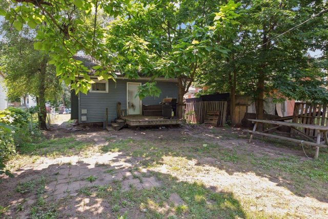 714 W blaine Avenue, Elkhart, IN 46516