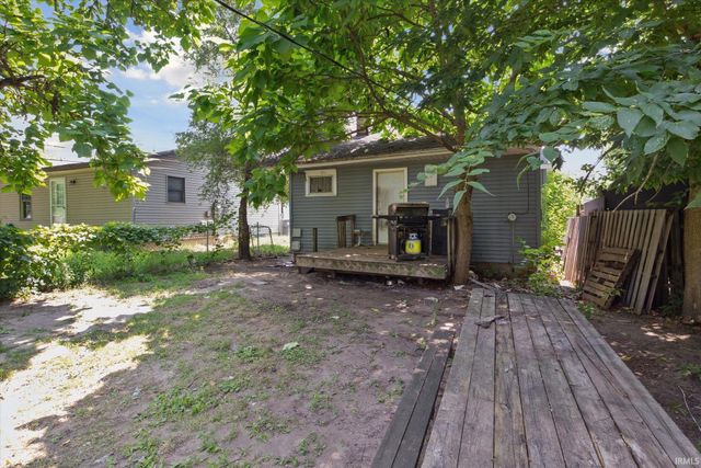 714 W blaine Avenue, Elkhart, IN 46516