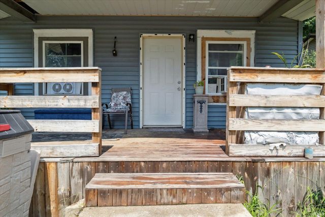 714 W blaine Avenue, Elkhart, IN 46516