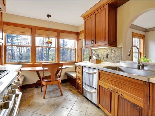 71-73 Highlands Drive, Williston, VT 05495