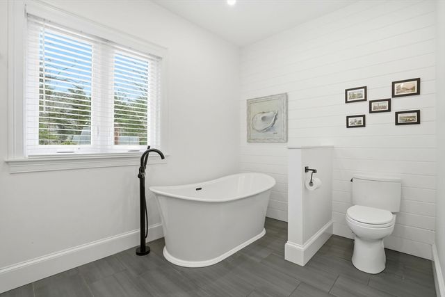 180 Chestnut St, Duxbury, MA 02332