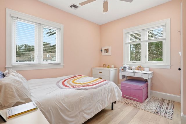 180 Chestnut St, Duxbury, MA 02332