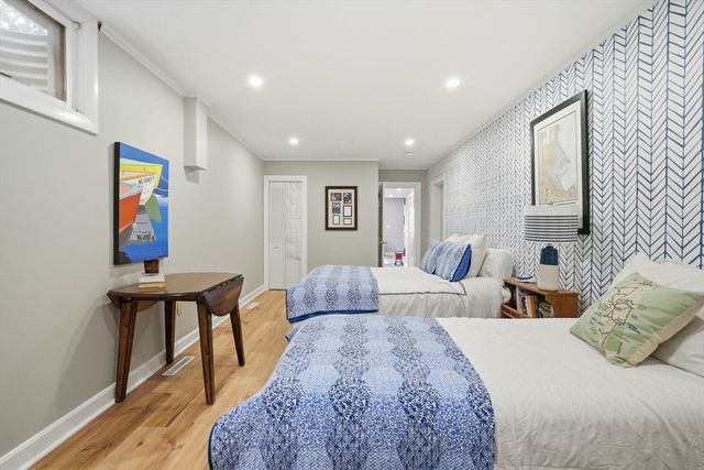 180 Chestnut St, Duxbury, MA 02332