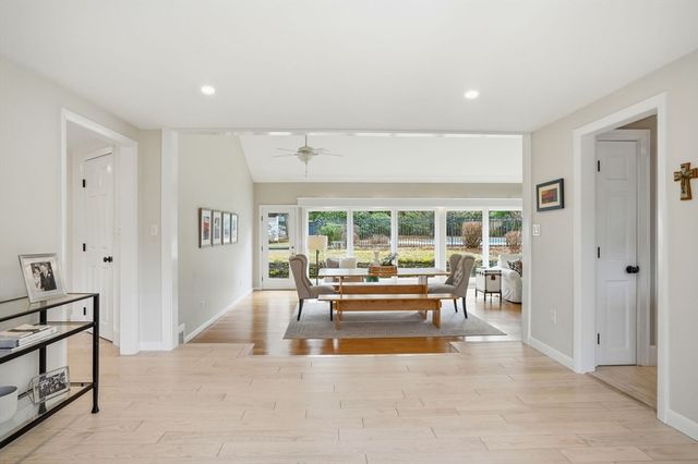 180 Chestnut St, Duxbury, MA 02332