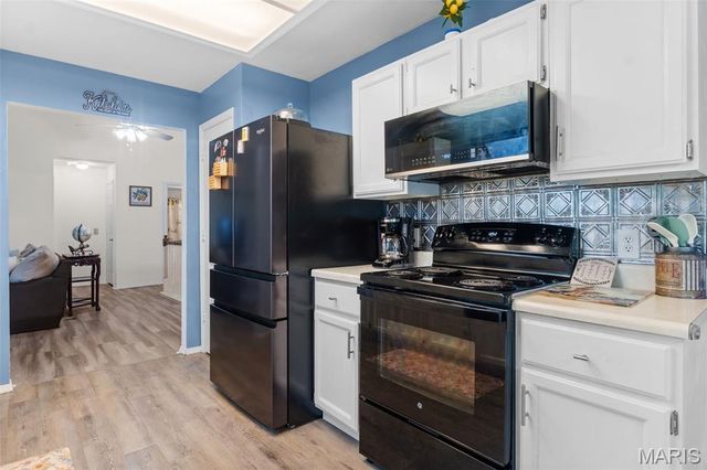3016 Country Knoll Drive, St Charles, MO 63303