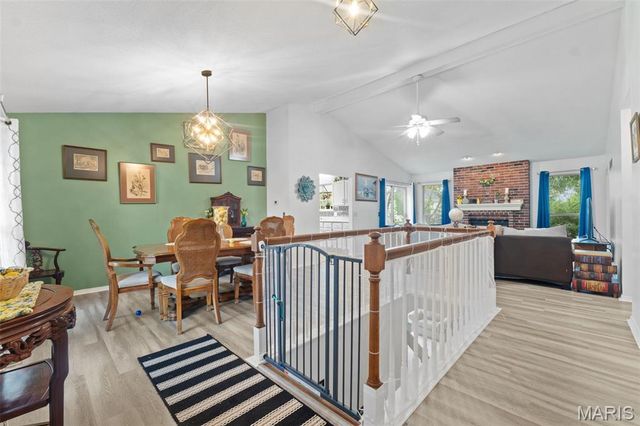 3016 Country Knoll Drive, St Charles, MO 63303