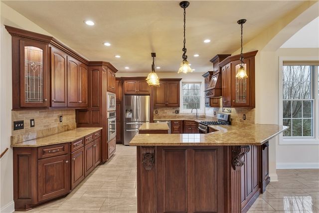 116 James Dr, Brighton Twp, PA 15009