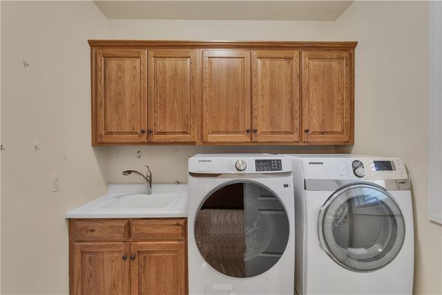 116 James Dr, Brighton Twp, PA 15009