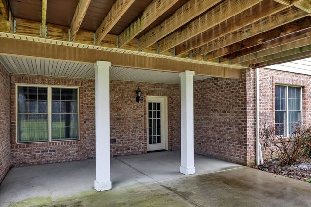 116 James Dr, Brighton Twp, PA 15009