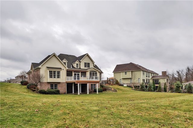 116 James Dr, Brighton Twp, PA 15009